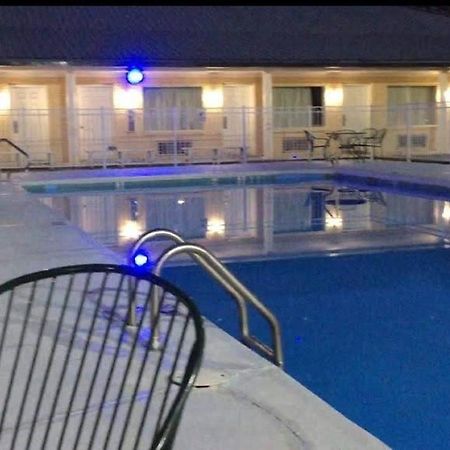 Stay Express Inn & Suites Demopolis エクステリア 写真
