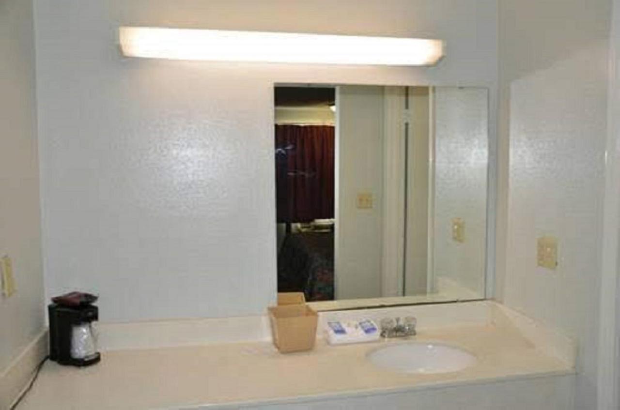 Stay Express Inn & Suites Demopolis エクステリア 写真